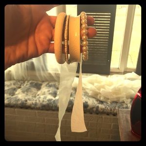 Bracelet Set of four